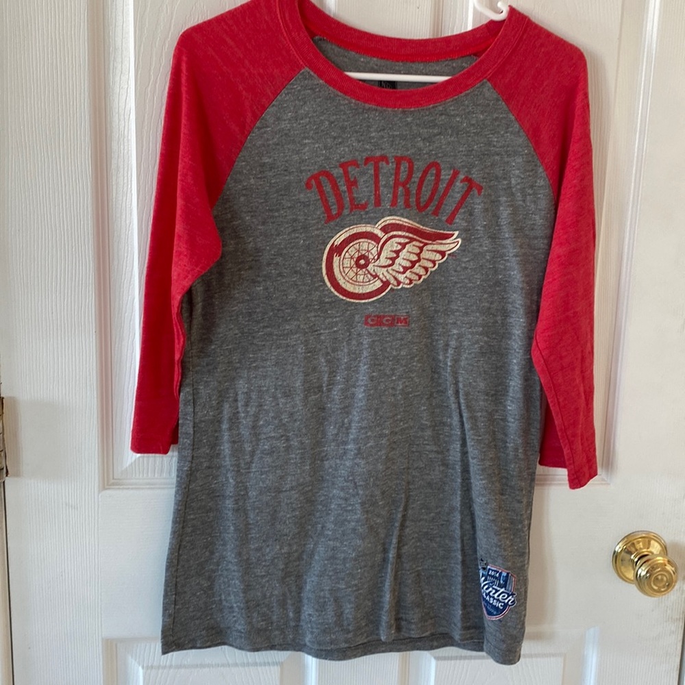 CCM Detroit Red Wings Winter Classic Shirt size Large